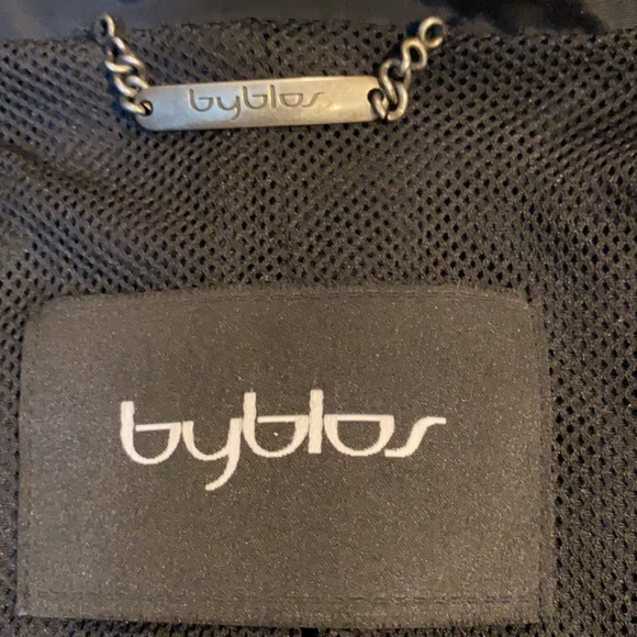 Like new BYBLOS Men Jacket, Made in Italy. - Picture 6 of 8